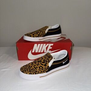Nike‎ womens Court Legacy Leopard Slip-On Shoes Size 5